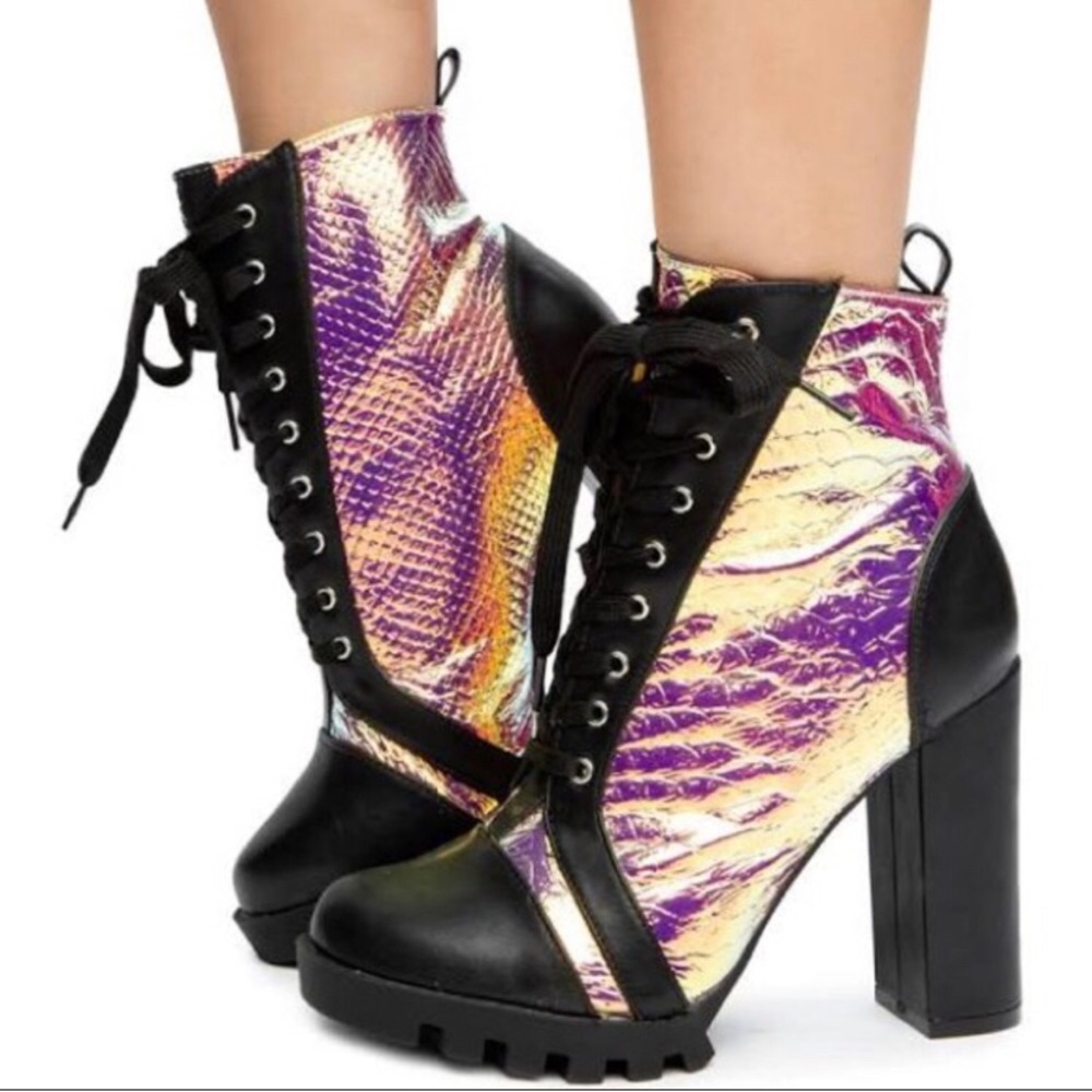 NWB Cape Robin X Dolls Kill Blood Thirst Metallic boots